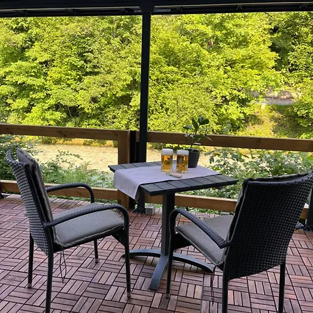 Achenblick Apartment *